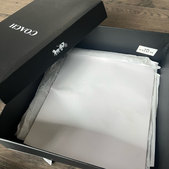 Coach Jane Bootie Womens Size 8 Black Leather Bootie, Sherpa Trim Side Zip NEW - Picture 16 of 16